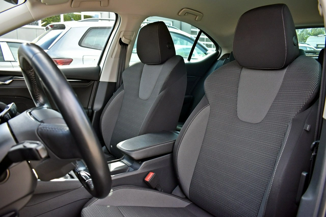 Skoda Octavia - Zdjęcie 10