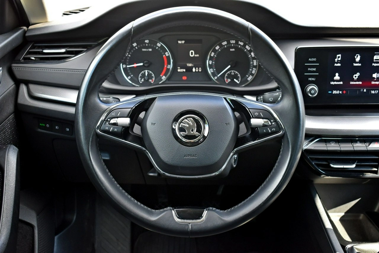 Skoda Octavia - Zdjęcie 14