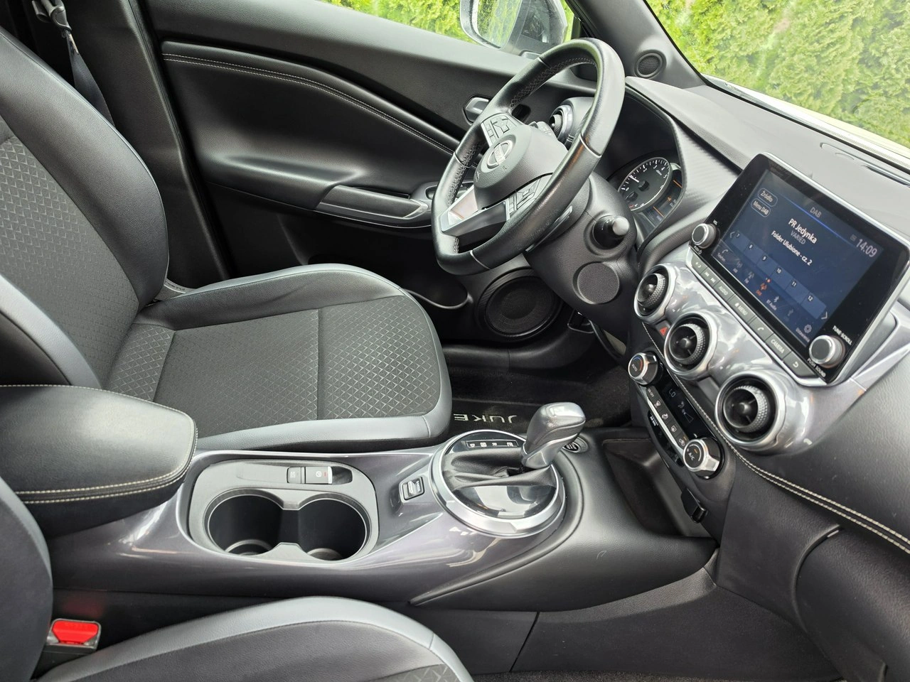 Nissan Juke - Zdjęcie 25