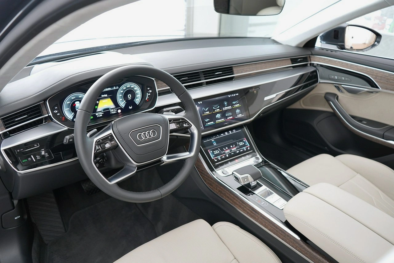 Audi A8 - Zdjęcie 9