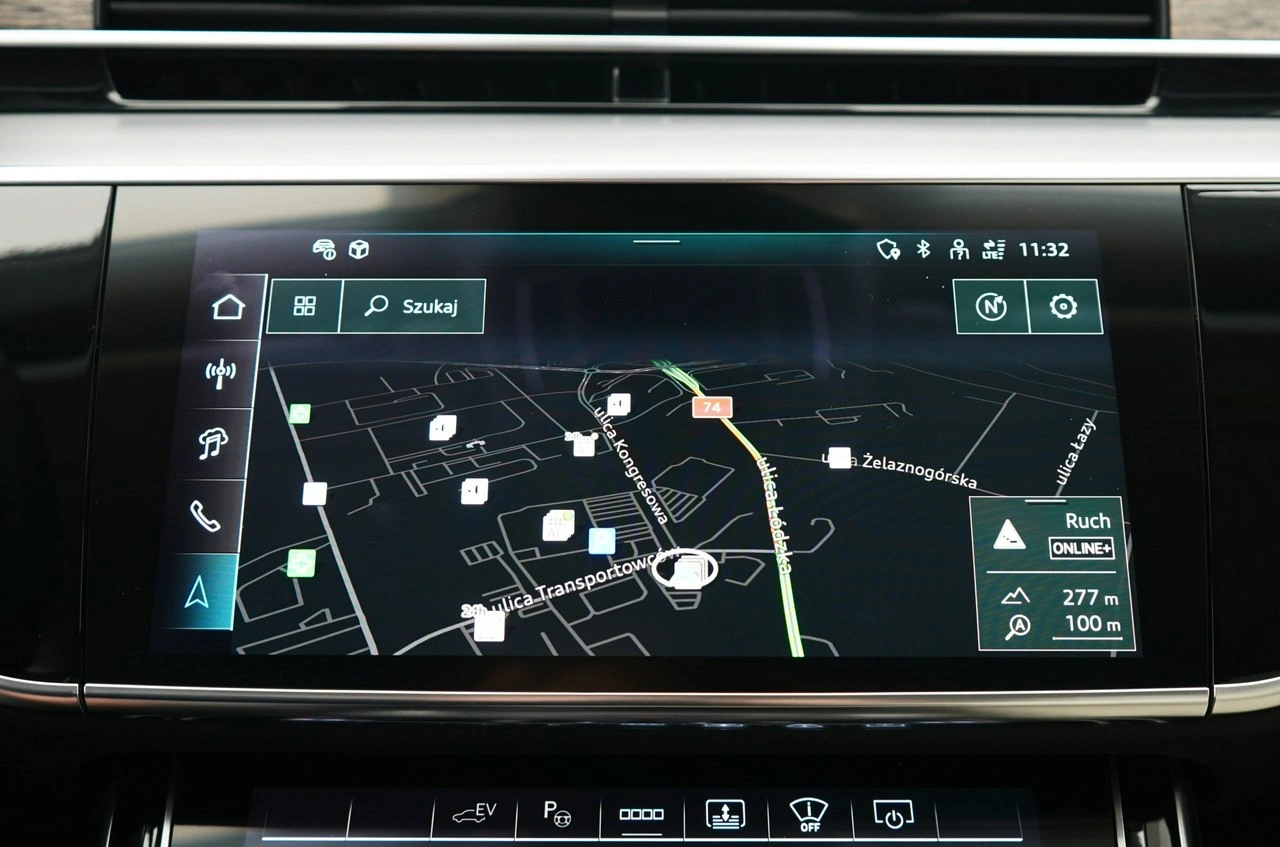 Audi A8 - Zdjęcie 17