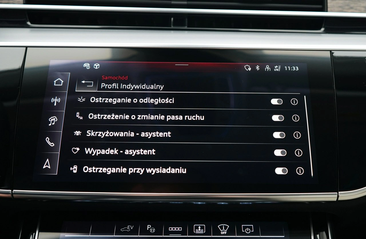 Audi A8 - Zdjęcie 25