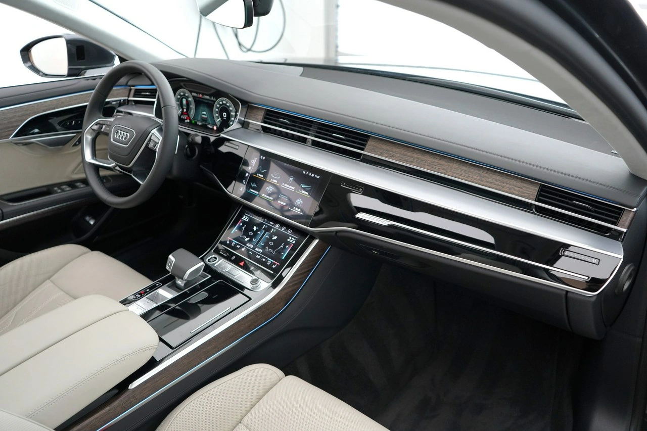 Audi A8 - Zdjęcie 30
