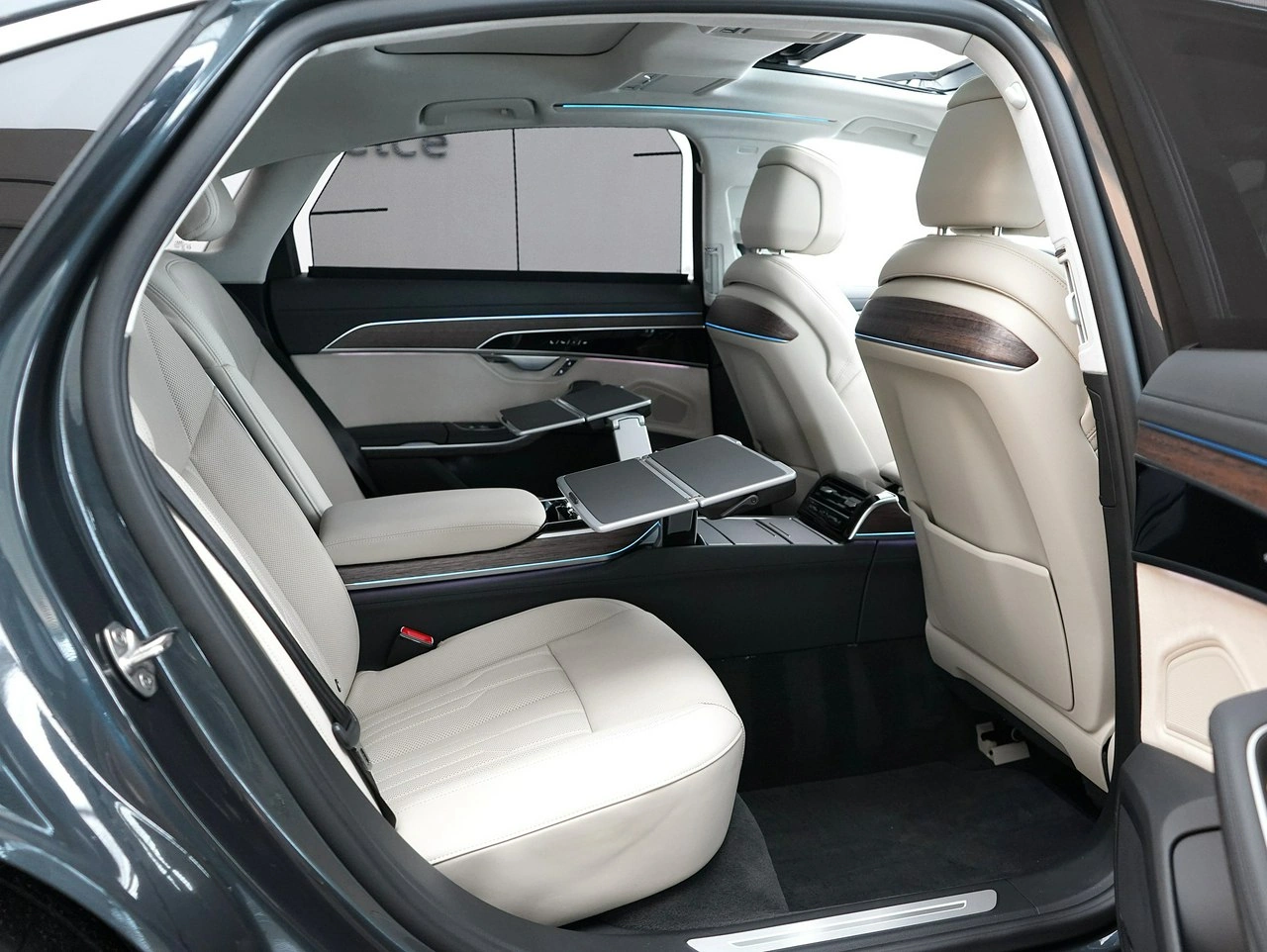 Audi A8 - Zdjęcie 32