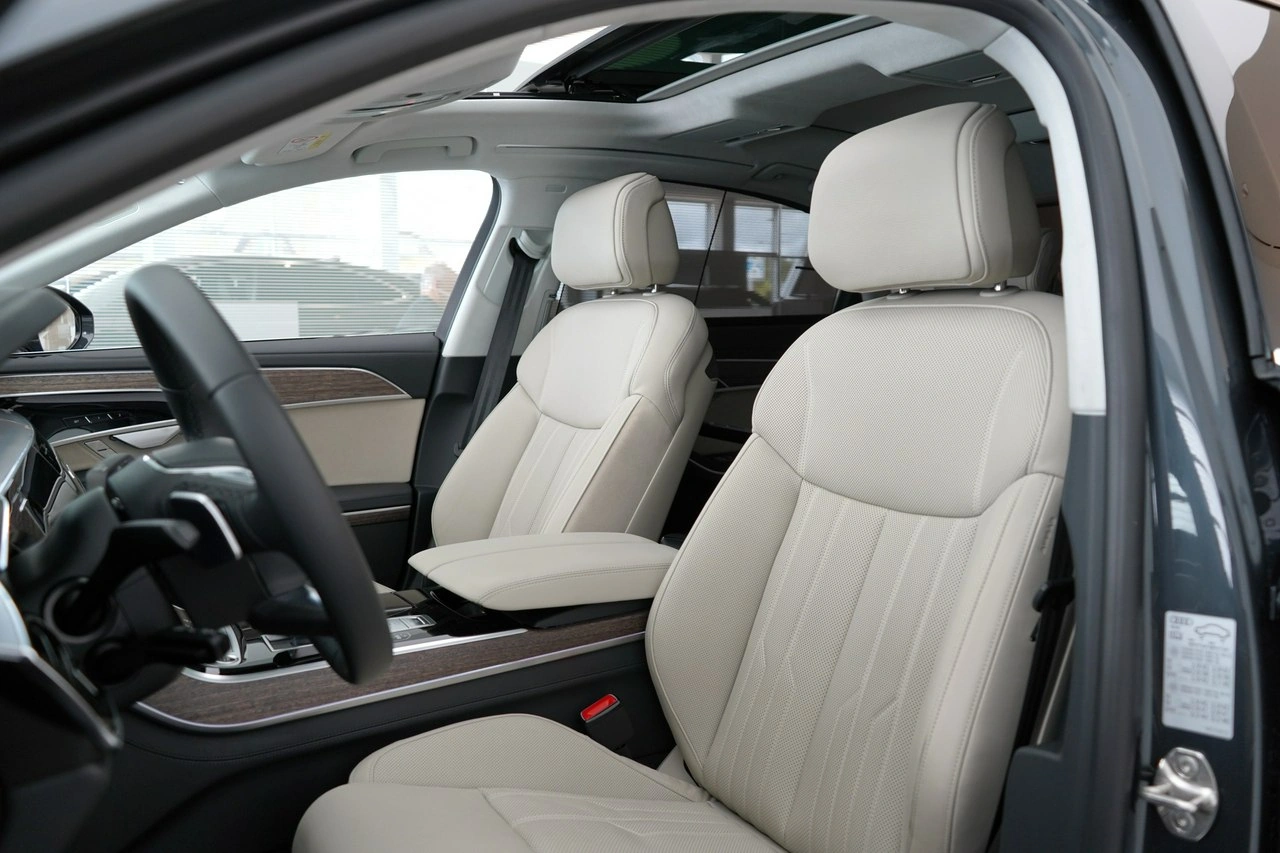 Audi A8 - Zdjęcie 7