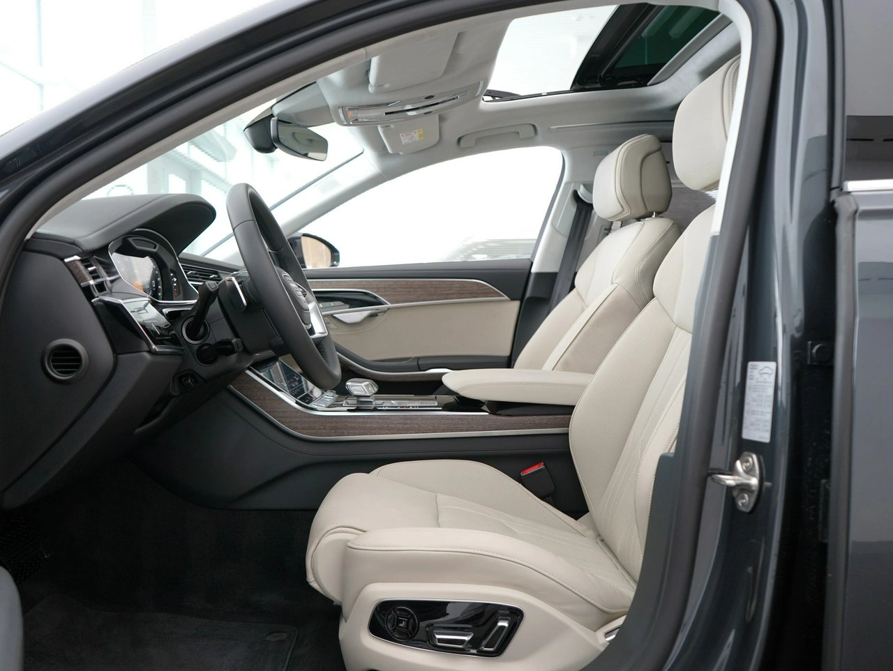 Audi A8 - Zdjęcie 8