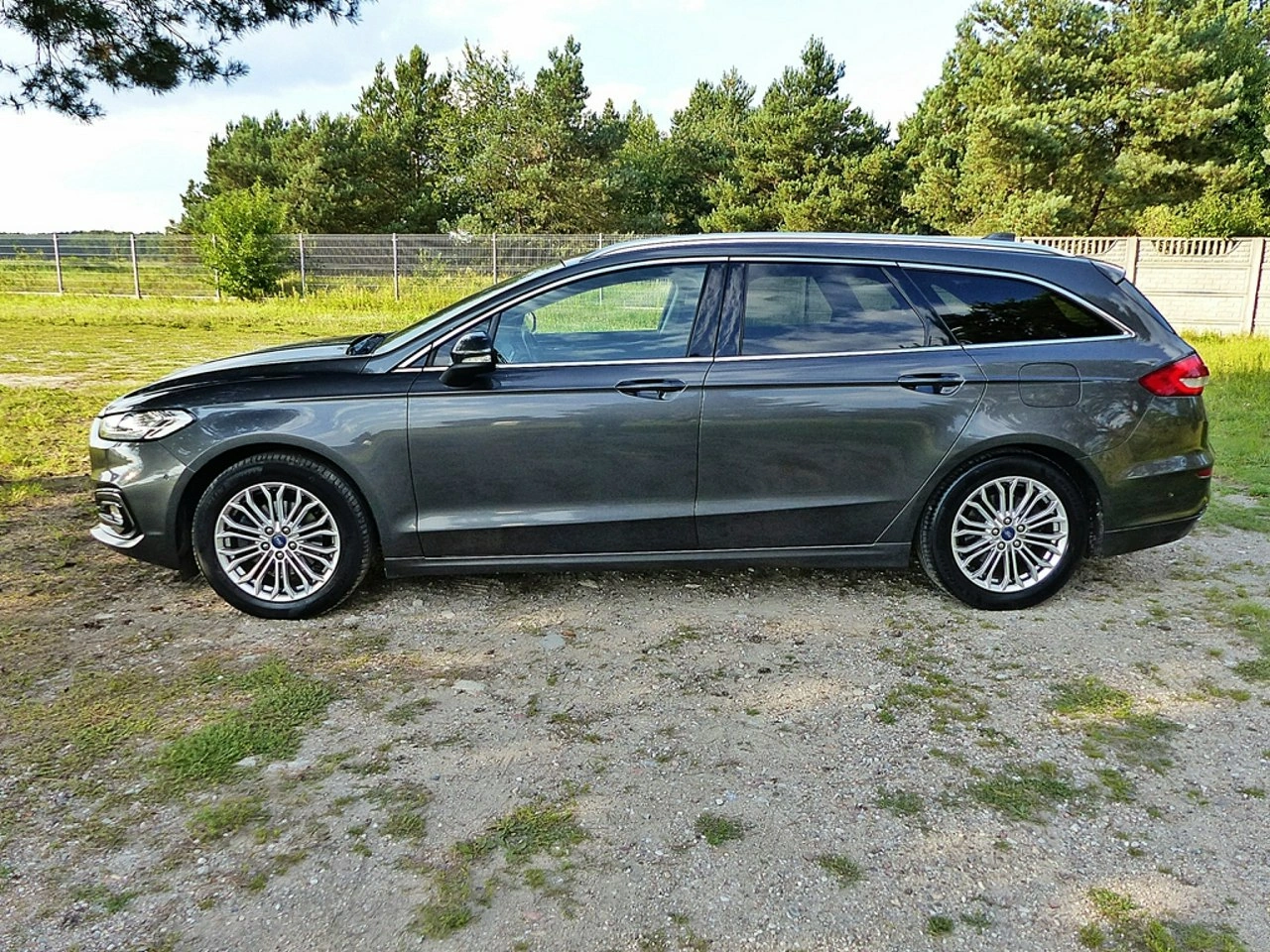 Ford Mondeo - Zdjęcie 13