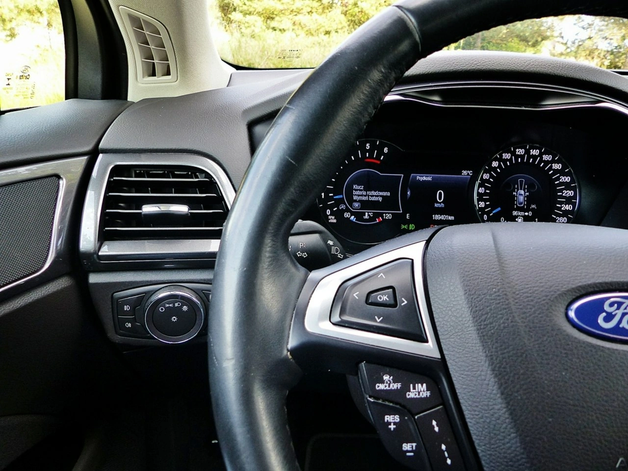 Ford Mondeo - Zdjęcie 30