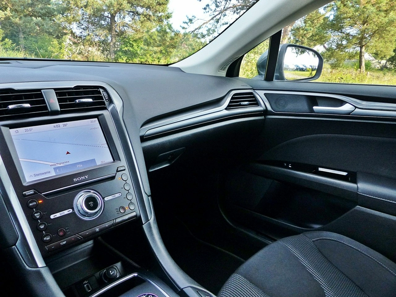 Ford Mondeo - Zdjęcie 38