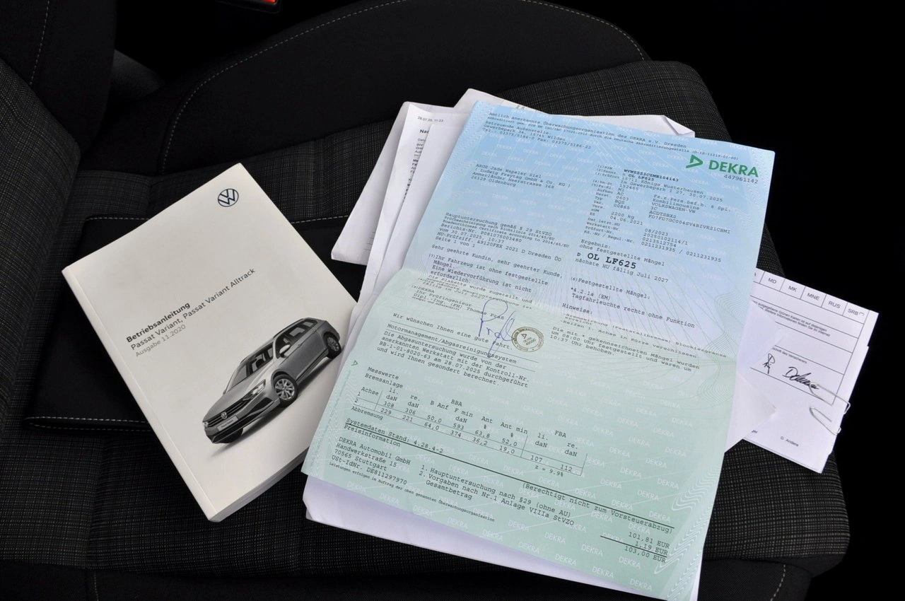Volkswagen Passat Variant - Zdjęcie 39