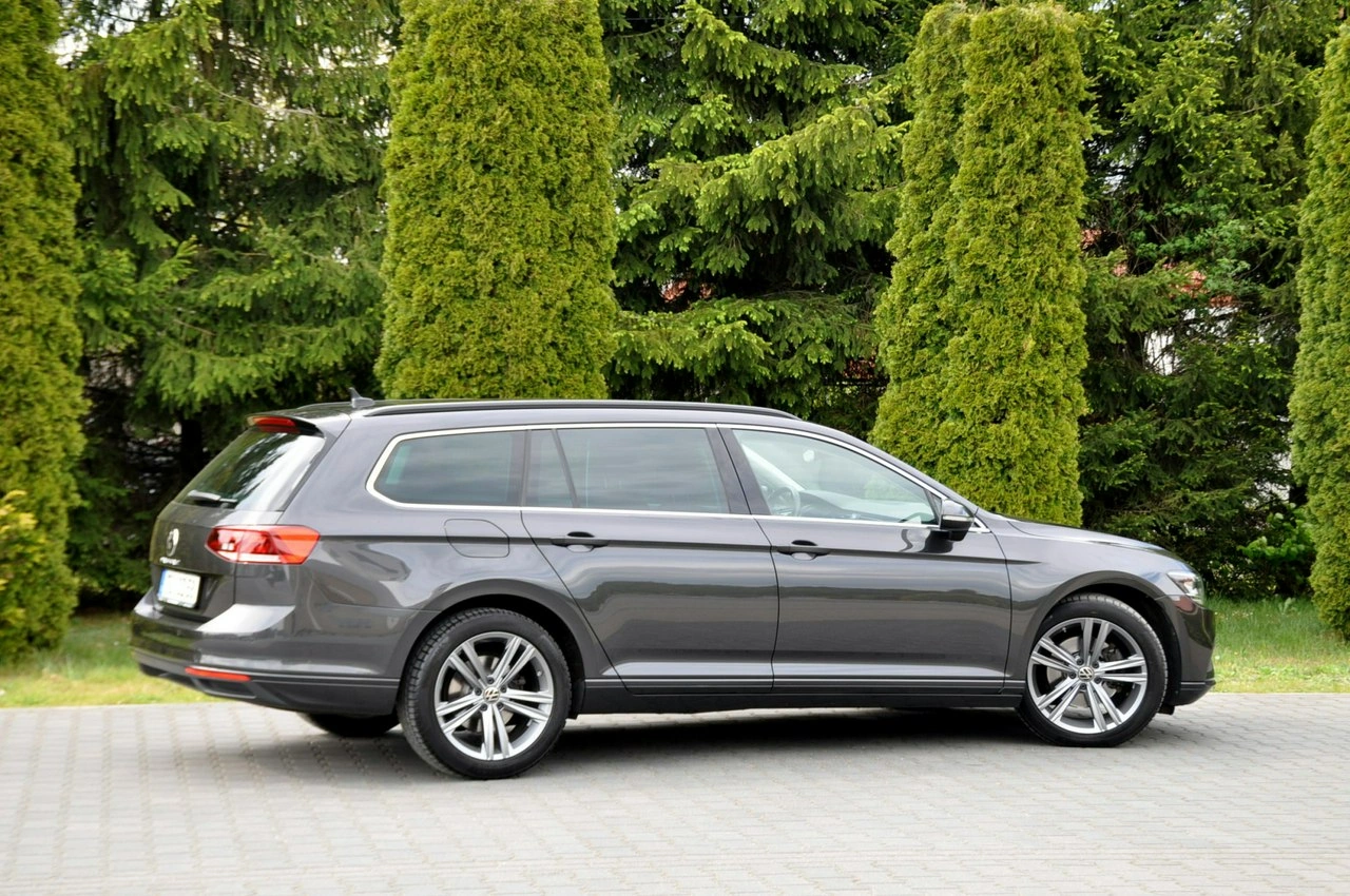 Volkswagen Passat Variant - Zdjęcie 4