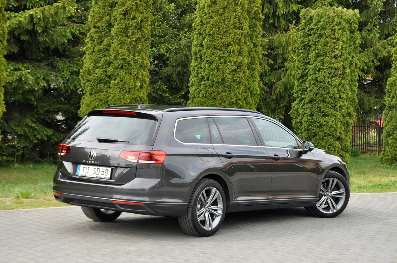 Volkswagen Passat Variant - Zdjęcie 5