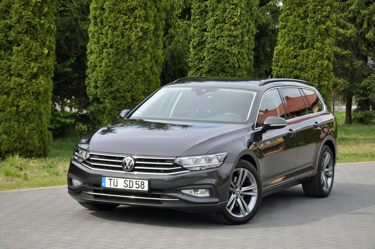 Volkswagen Passat Variant - Zdjęcie 8