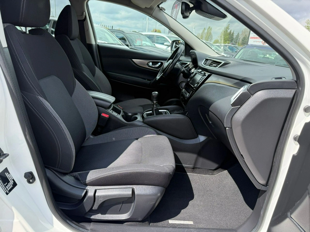 Nissan Qashqai - Zdjęcie 12