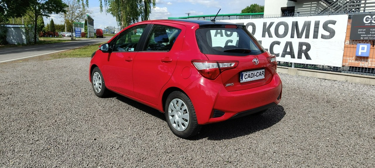 Toyota Yaris - Zdjęcie 5