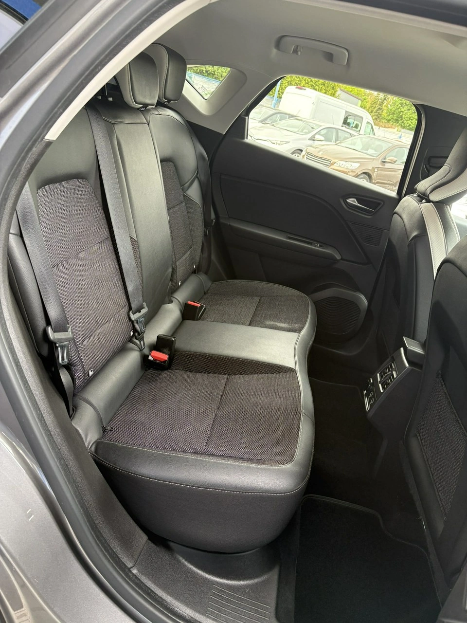 Renault Captur - Zdjęcie 13
