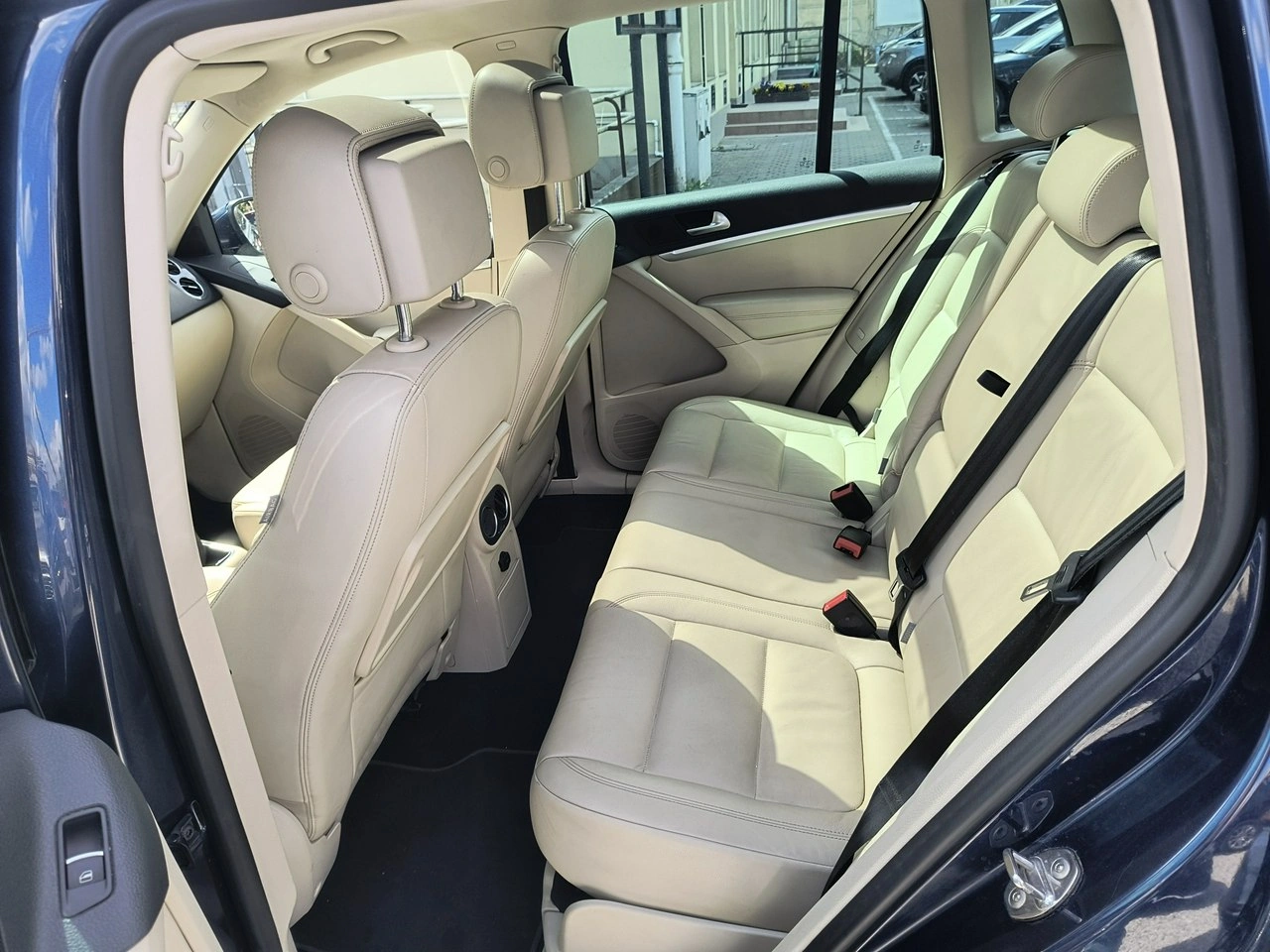 Volkswagen Tiguan - Zdjęcie 10