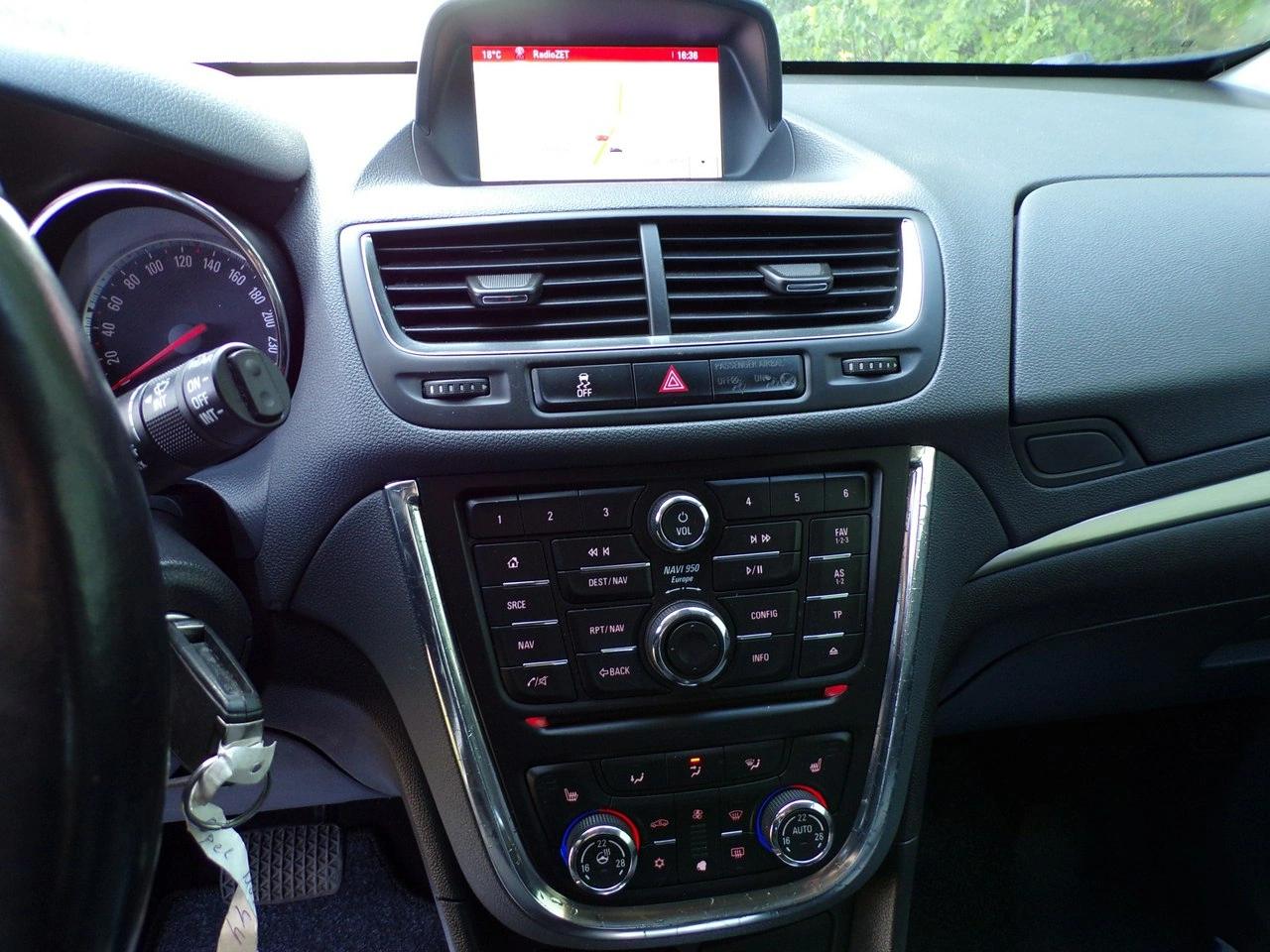 Opel Mokka - Zdjęcie 21
