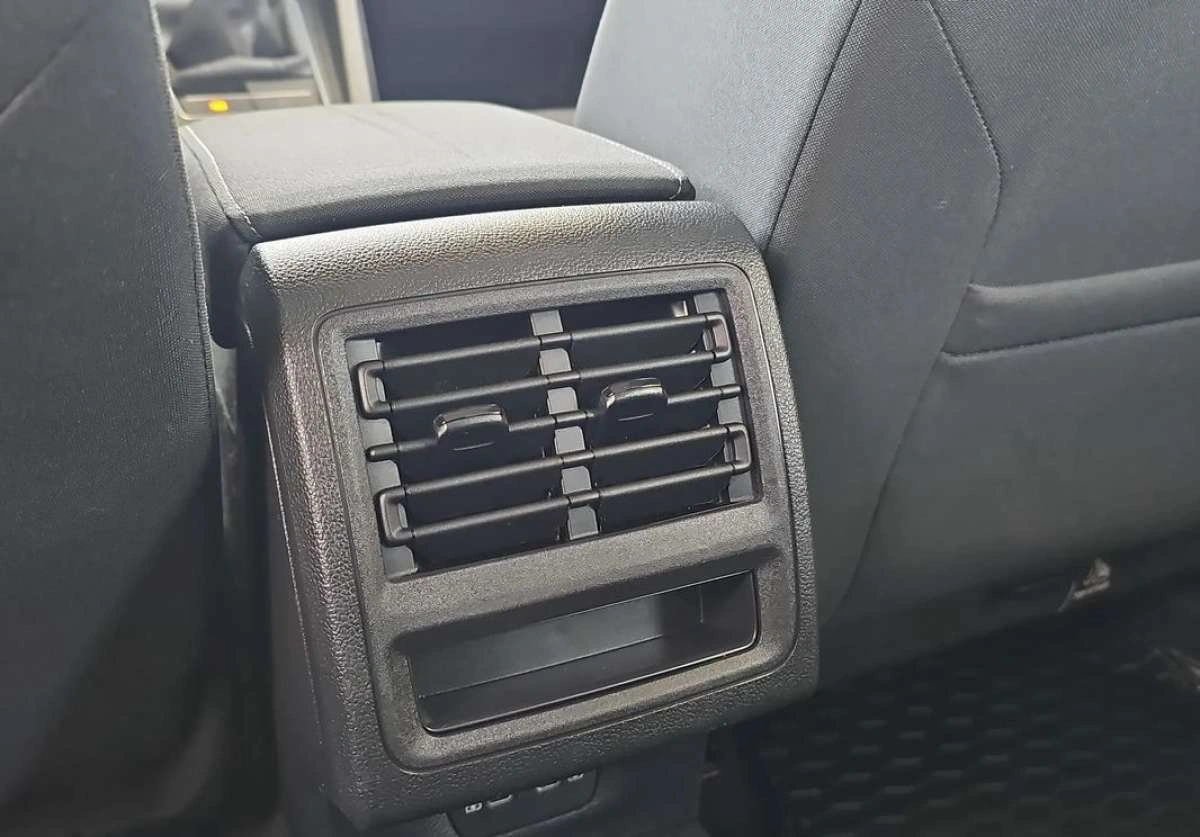 Volkswagen Golf - Zdjęcie 28