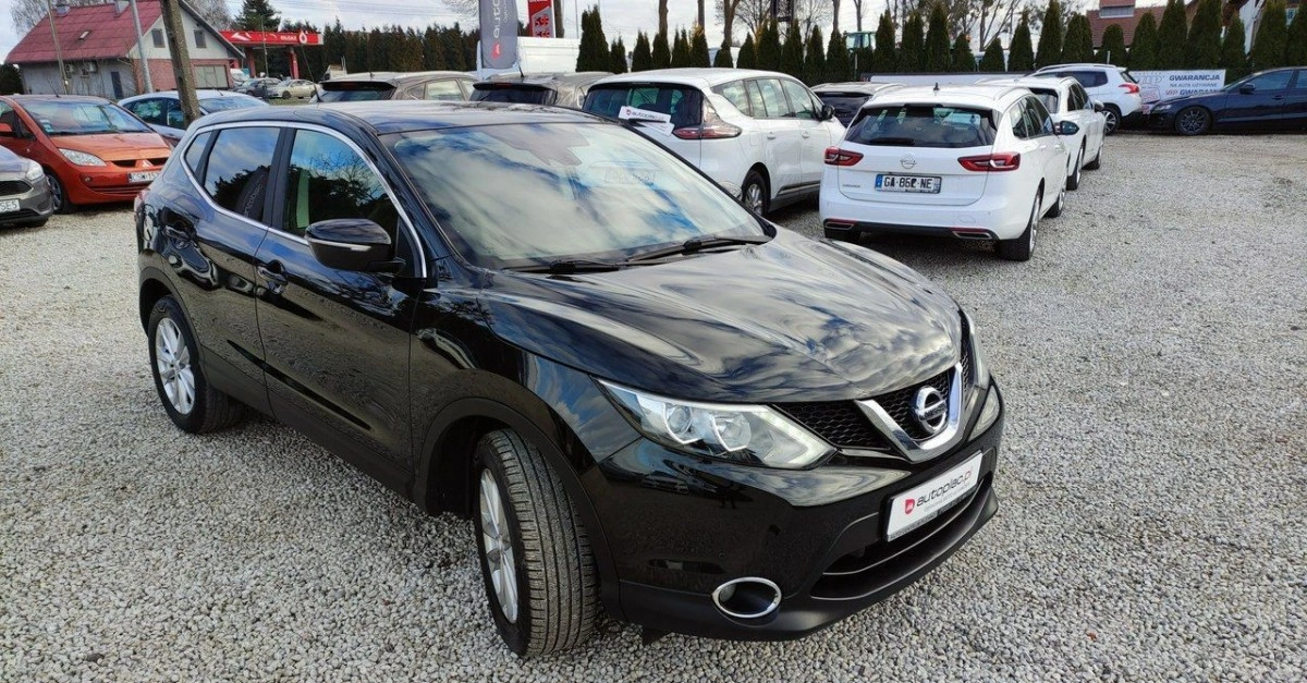 Nissan Qashqai - Zdjęcie 17