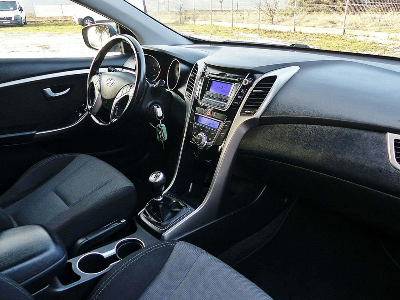 Hyundai i30 - Zdjęcie 23