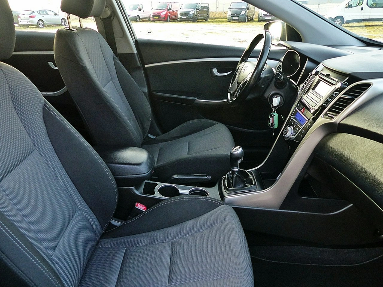 Hyundai i30 - Zdjęcie 24