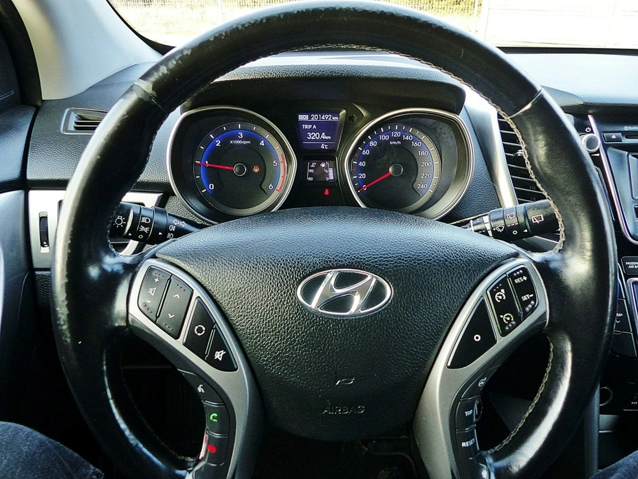 Hyundai i30 - Zdjęcie 26