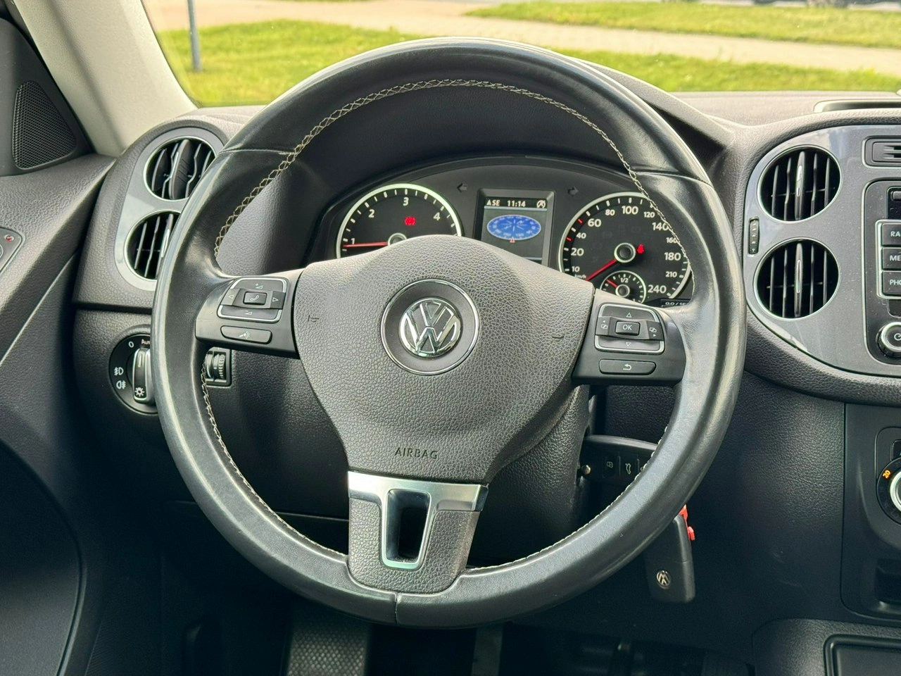 Volkswagen Tiguan - Zdjęcie 20
