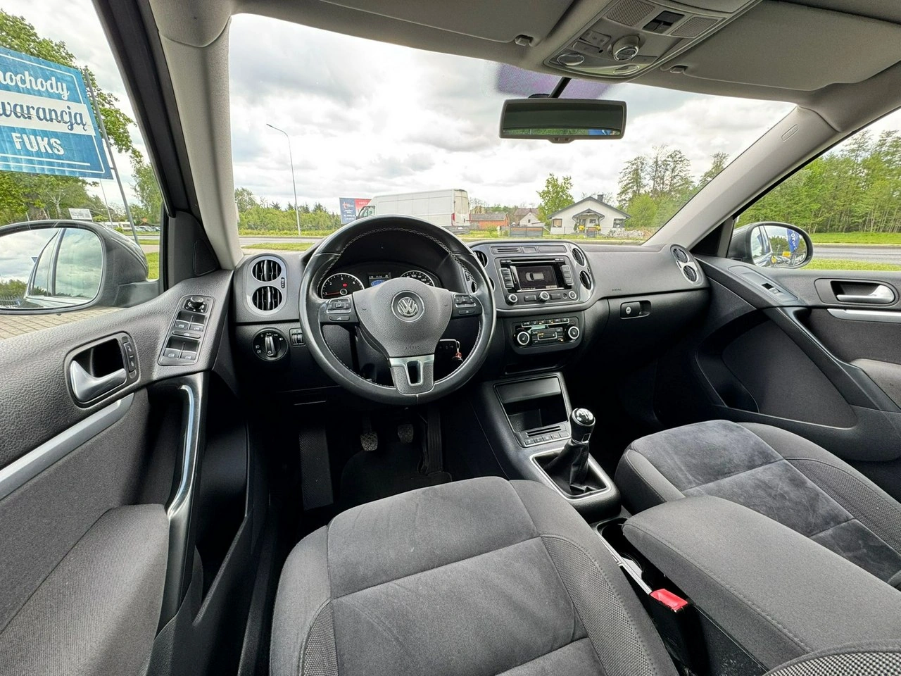 Volkswagen Tiguan - Zdjęcie 25