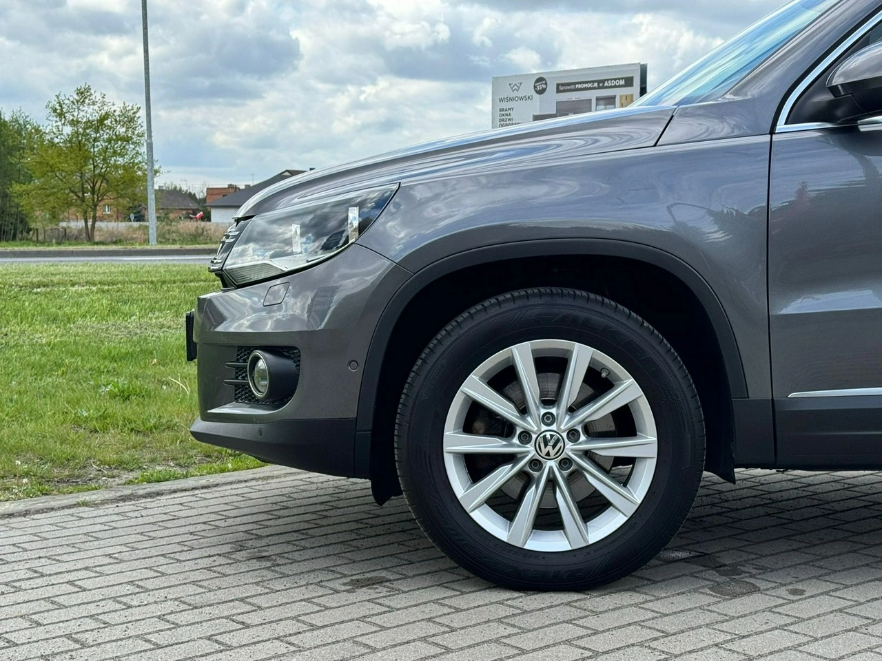 Volkswagen Tiguan - Zdjęcie 8