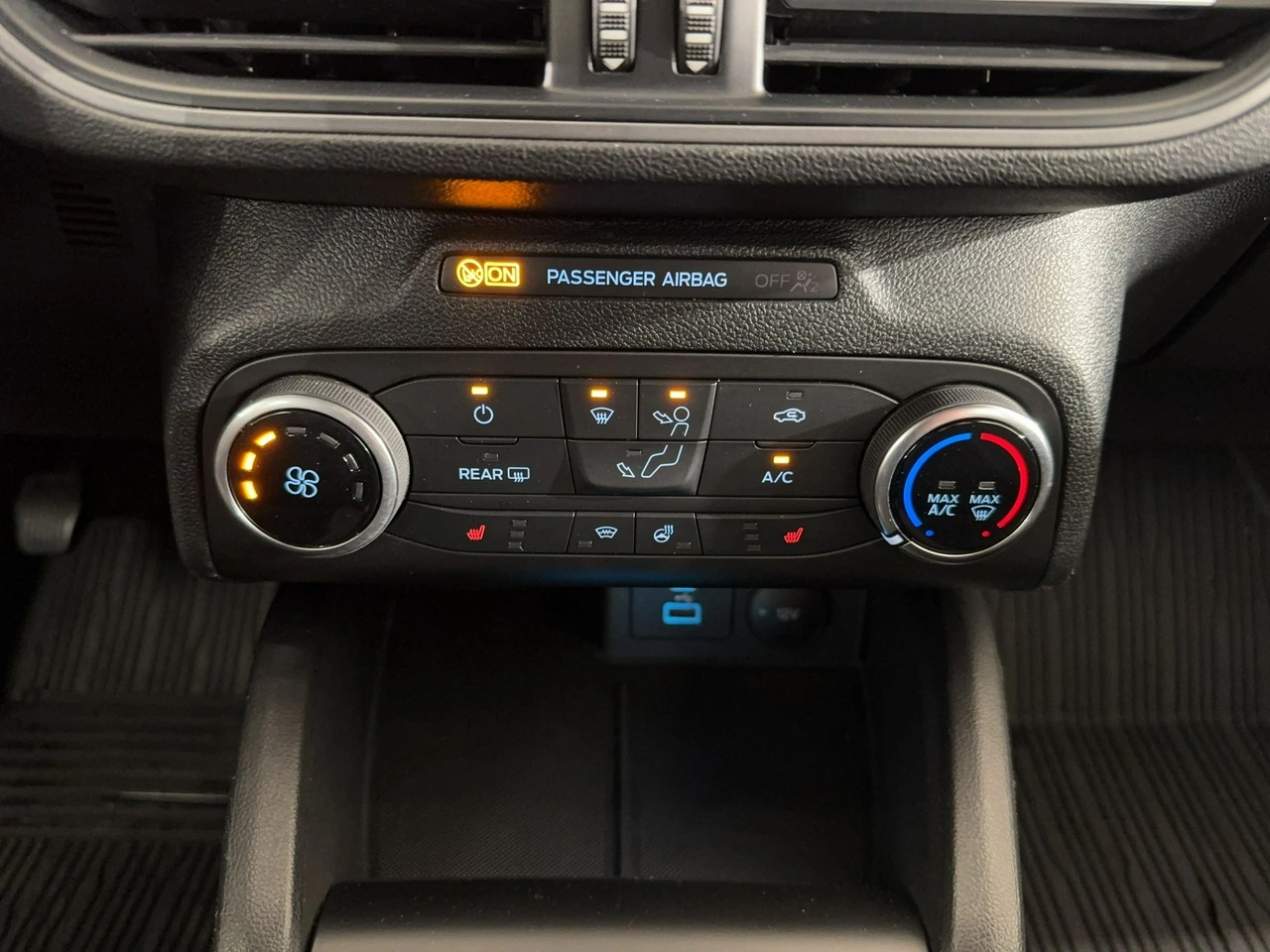 Ford Focus - Zdjęcie 22