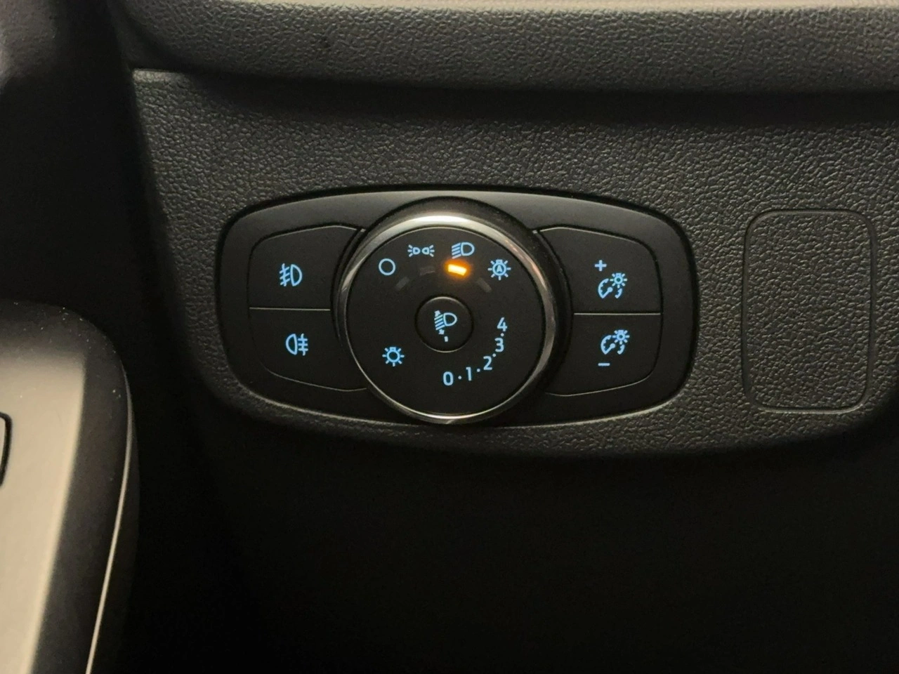 Ford Focus - Zdjęcie 25