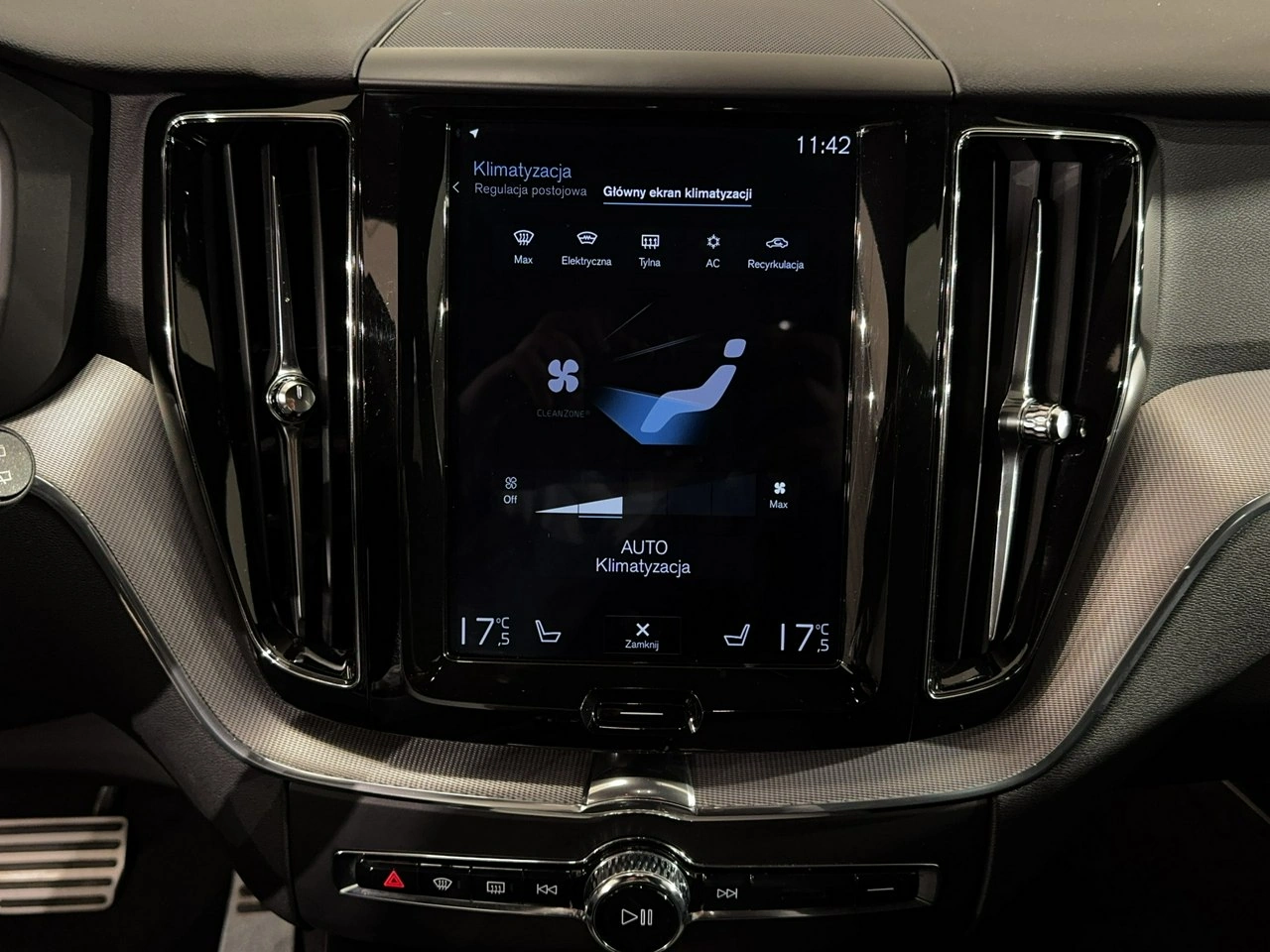 Volvo XC 60 - Zdjęcie 22
