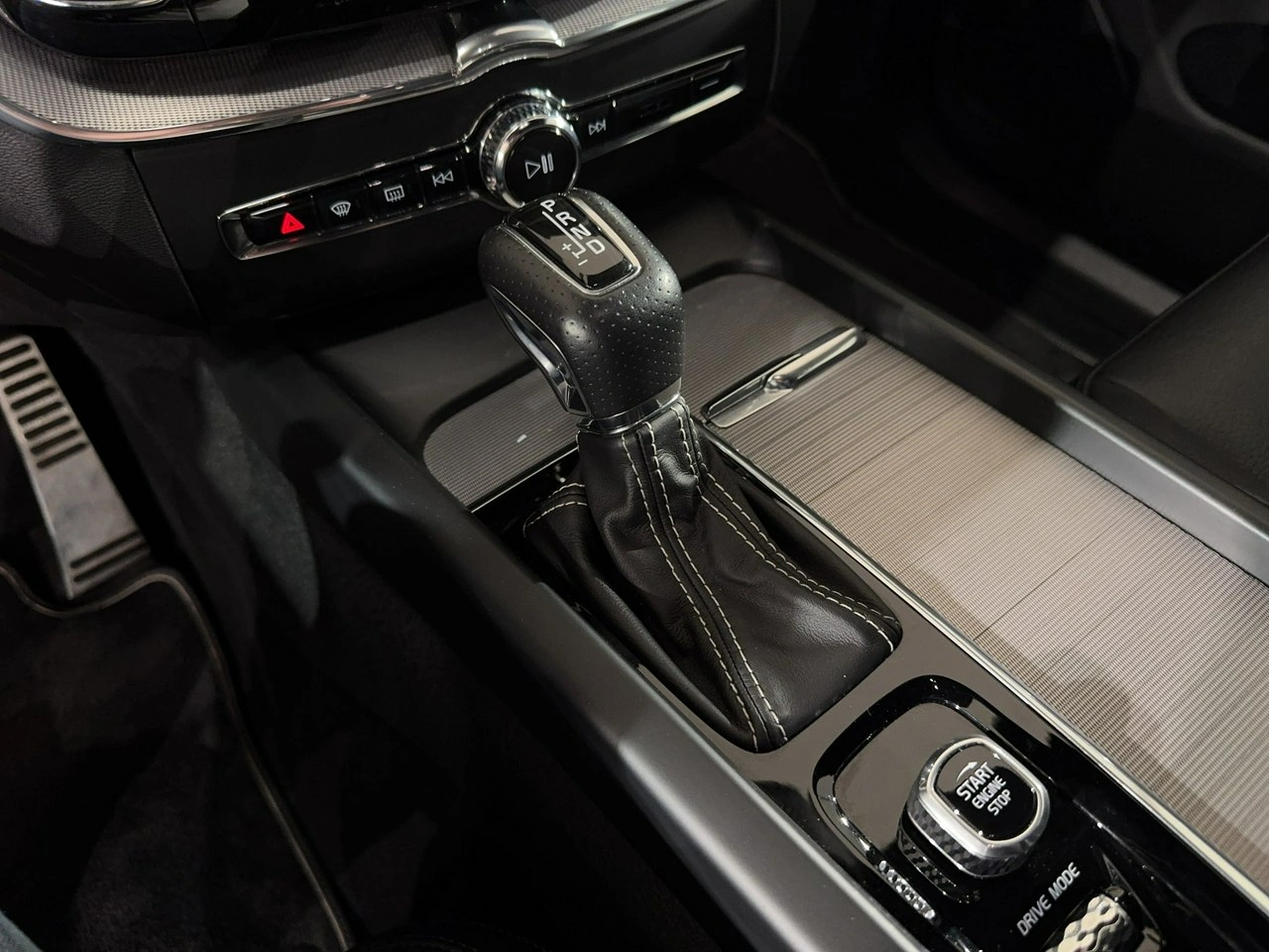 Volvo XC 60 - Zdjęcie 28