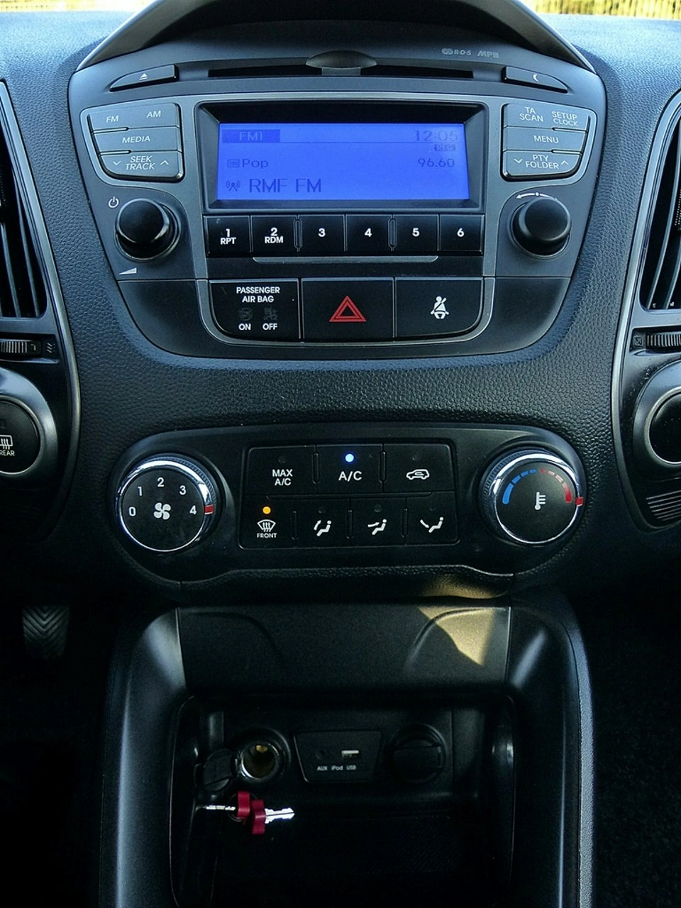 Hyundai ix35 - Zdjęcie 30