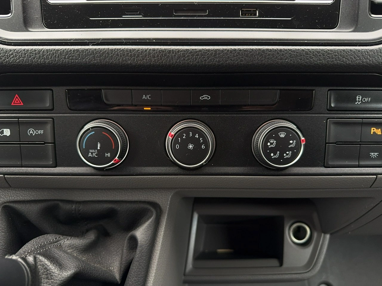 Volkswagen Crafter - Zdjęcie 17