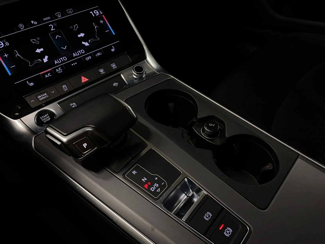 Audi A6 - Zdjęcie 23