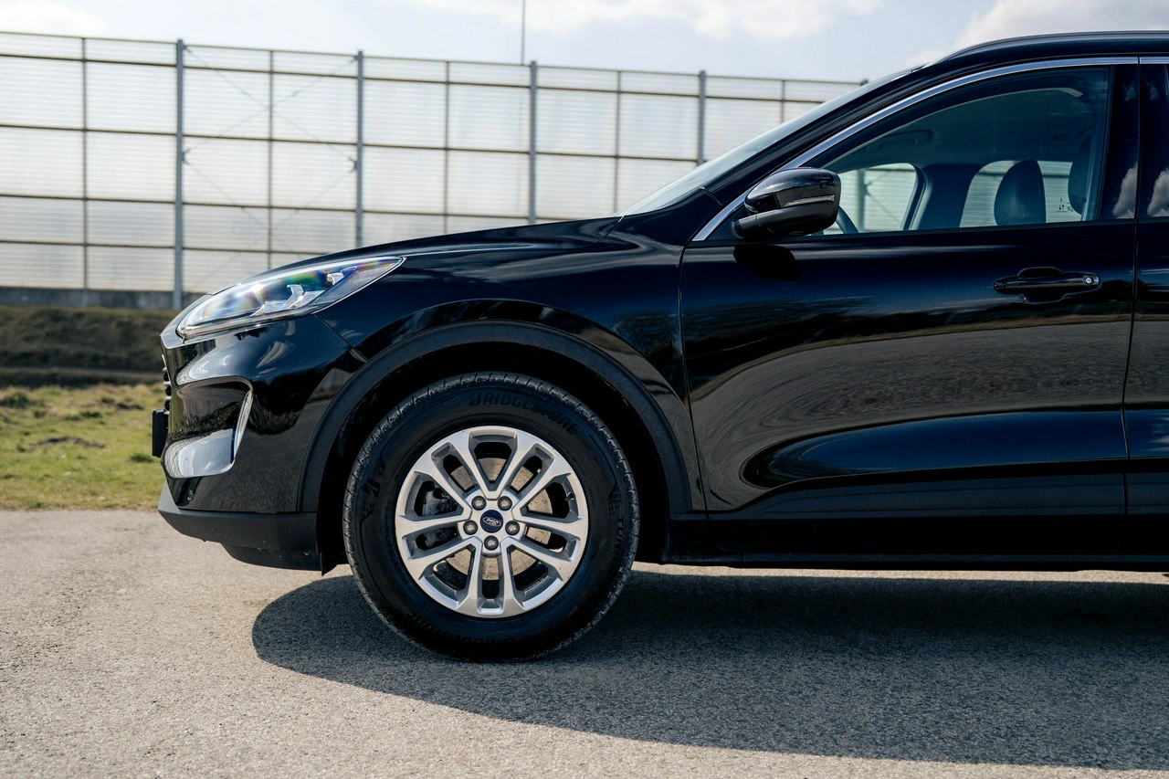 Ford Kuga - Zdjęcie 10