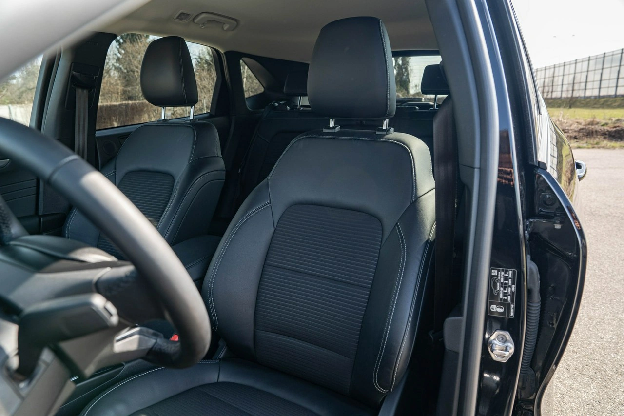 Ford Kuga - Zdjęcie 23