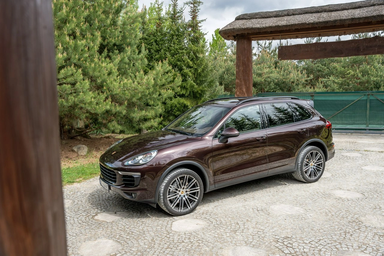 Porsche Cayenne S - Zdjęcie 11