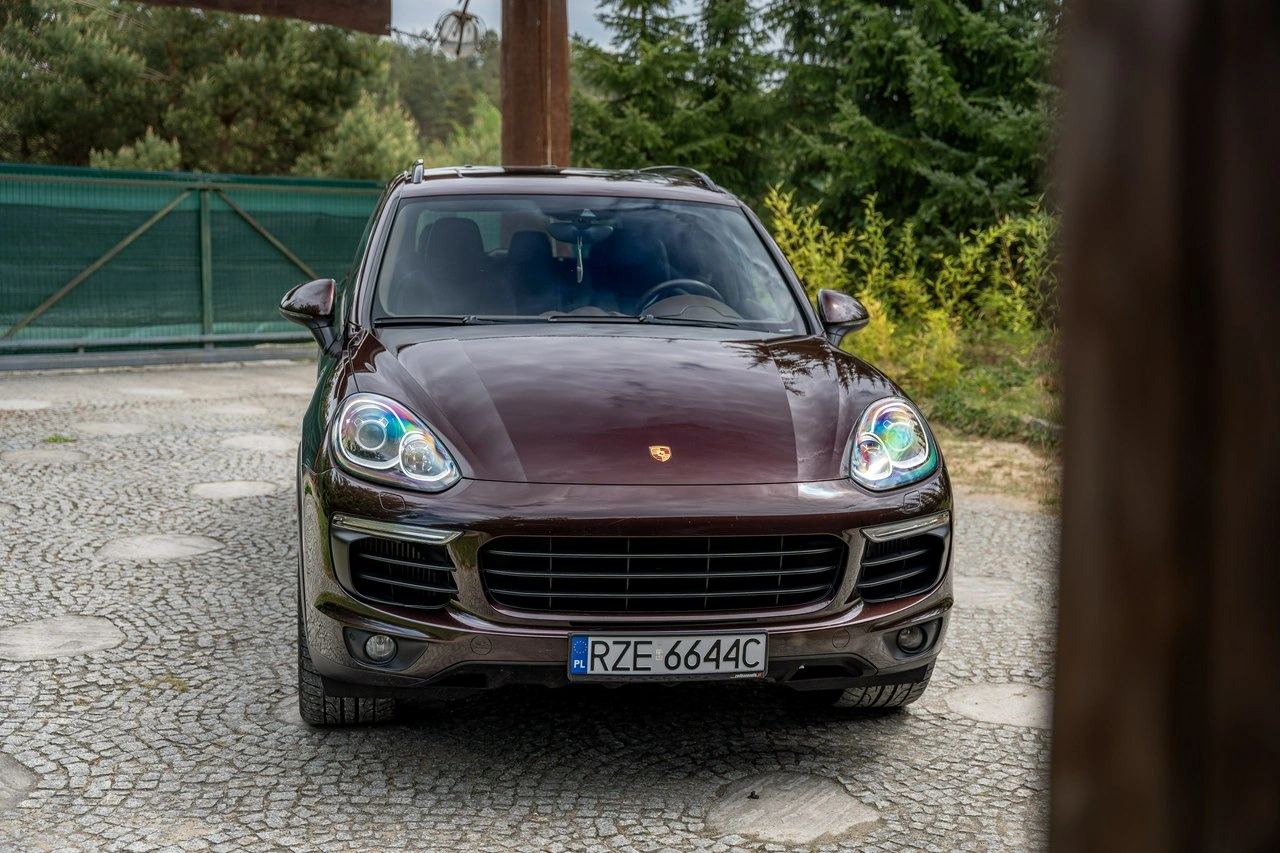 Porsche Cayenne S - Zdjęcie 13