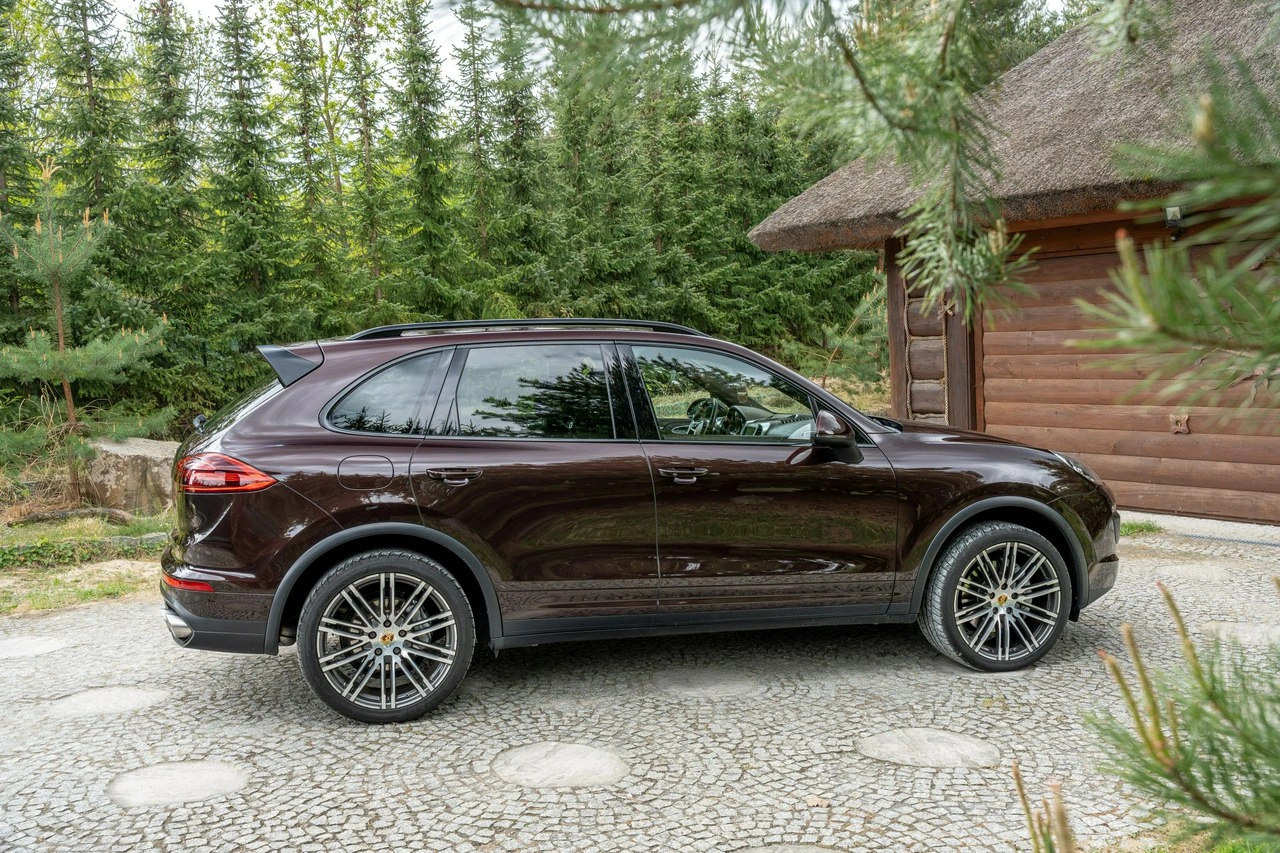 Porsche Cayenne S - Zdjęcie 15