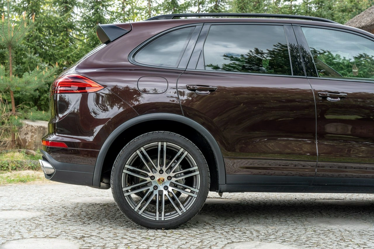 Porsche Cayenne S - Zdjęcie 16