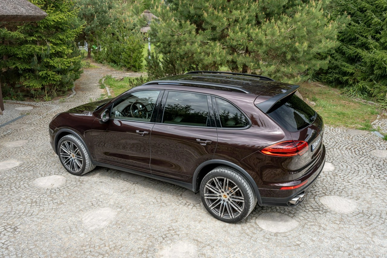 Porsche Cayenne S - Zdjęcie 19