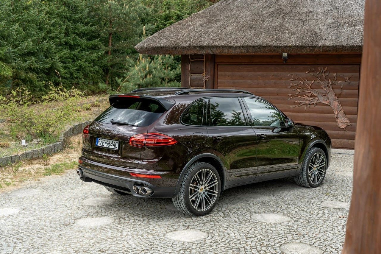 Porsche Cayenne S - Zdjęcie 21