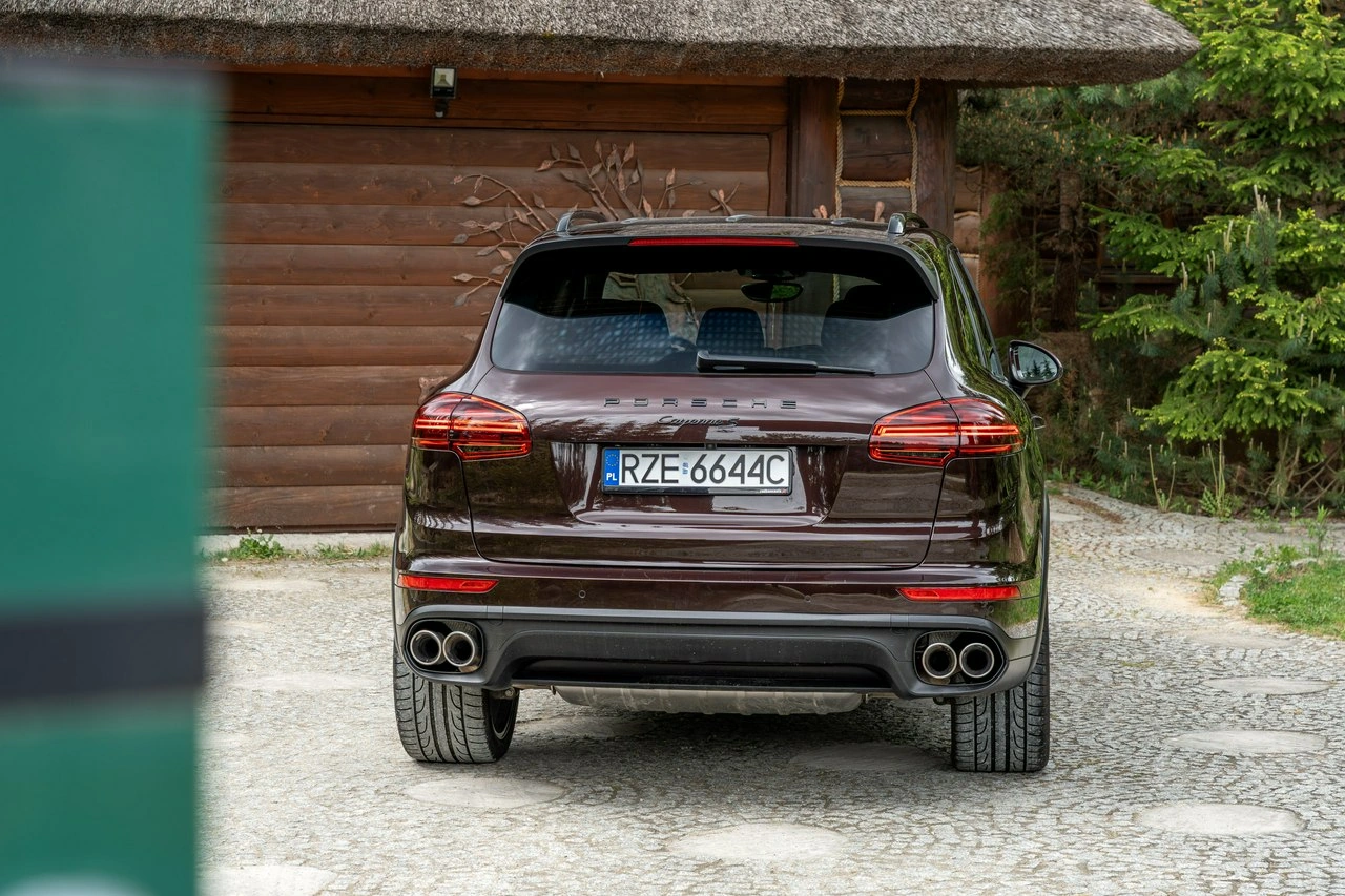 Porsche Cayenne S - Zdjęcie 23