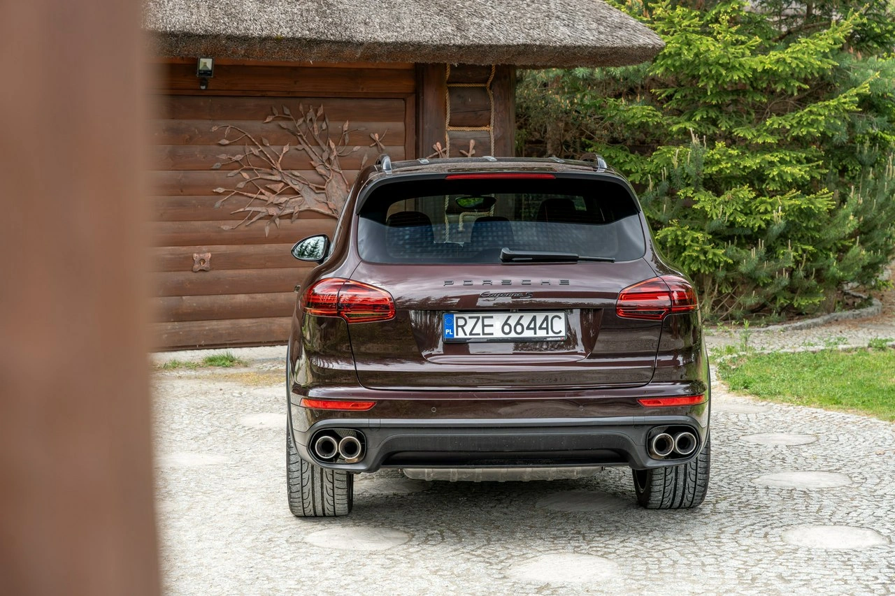 Porsche Cayenne S - Zdjęcie 25
