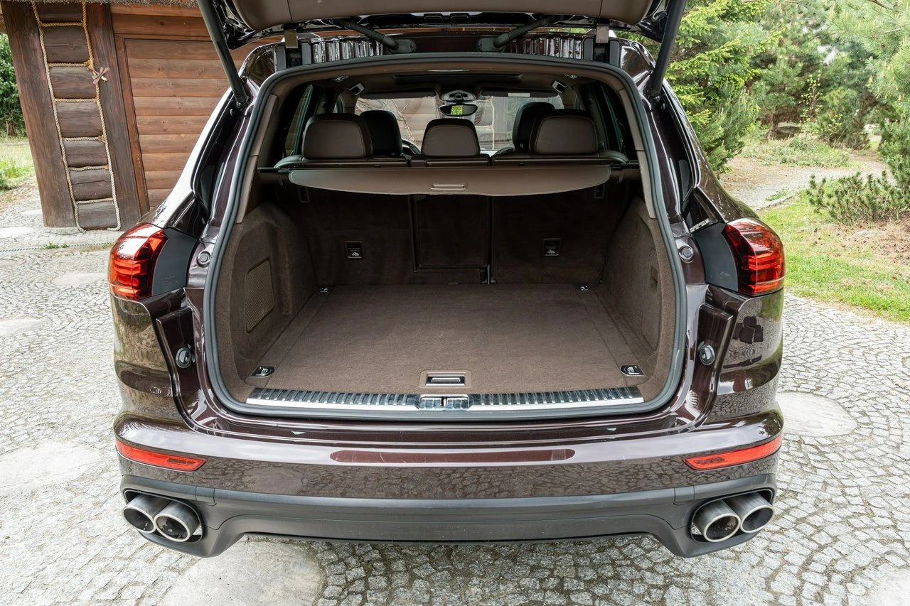 Porsche Cayenne S - Zdjęcie 26