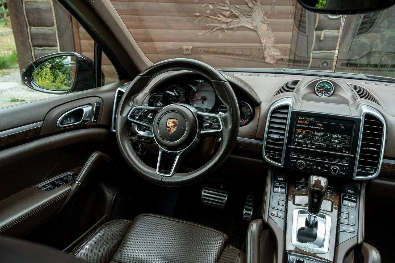Porsche Cayenne S - Zdjęcie 40