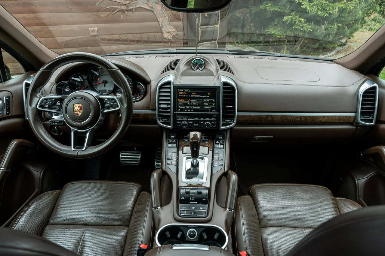 Porsche Cayenne S - Zdjęcie 44